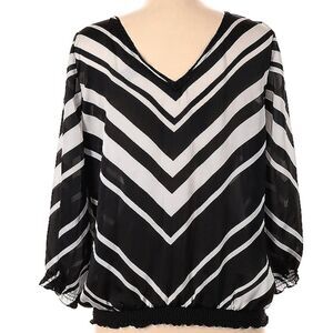 White House Black Market Black White Chevron Print Double V Neck Blouse